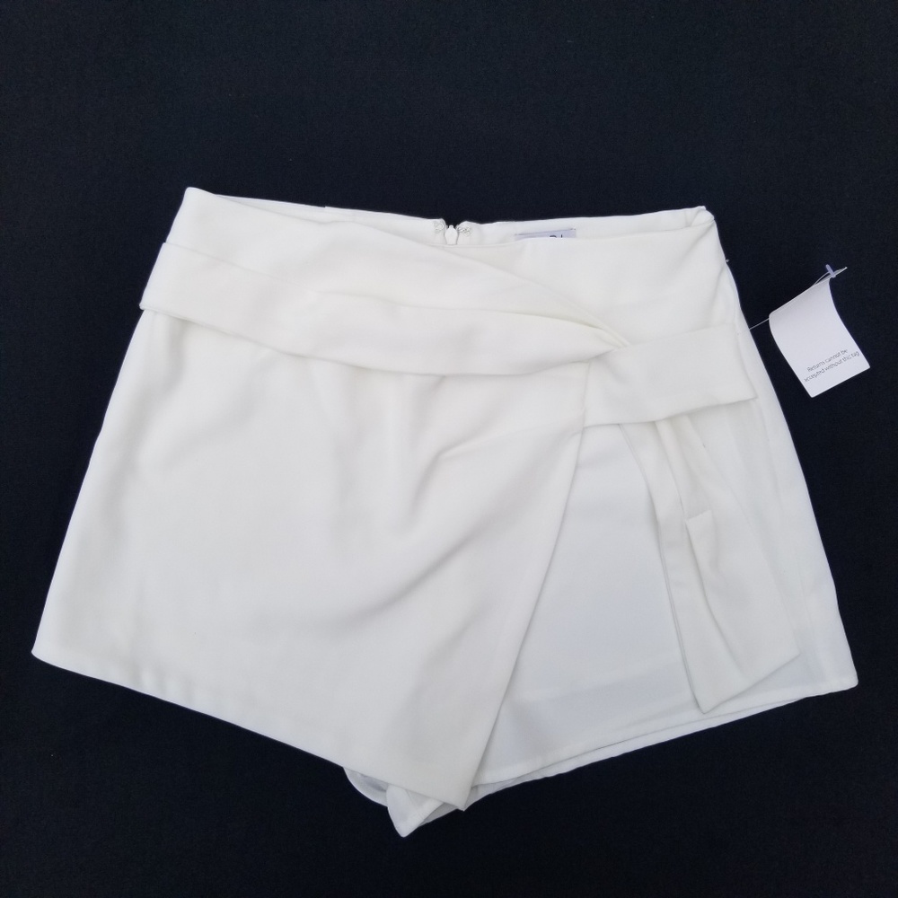 Tobi White Skort